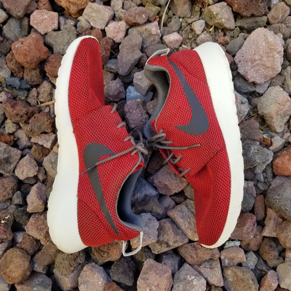 Nike Roshe 1 'University Red'